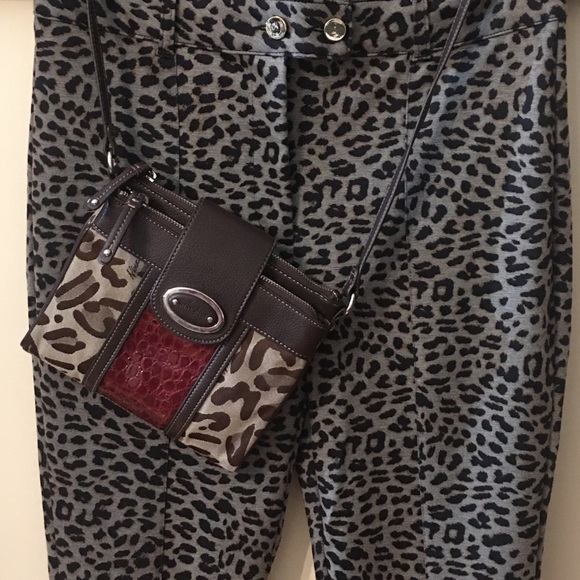 2/$18 Lilly Morgan Leopard Print Pants Size Medium - Picture 14 of 14